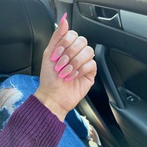 Meet your Posher, Cassandra